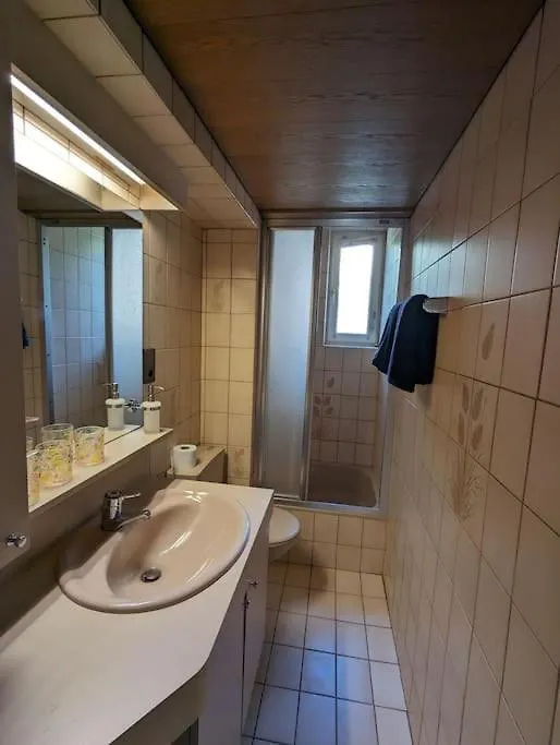 Cosy Room In Tyrolean Flat Innsbruck Österreich
