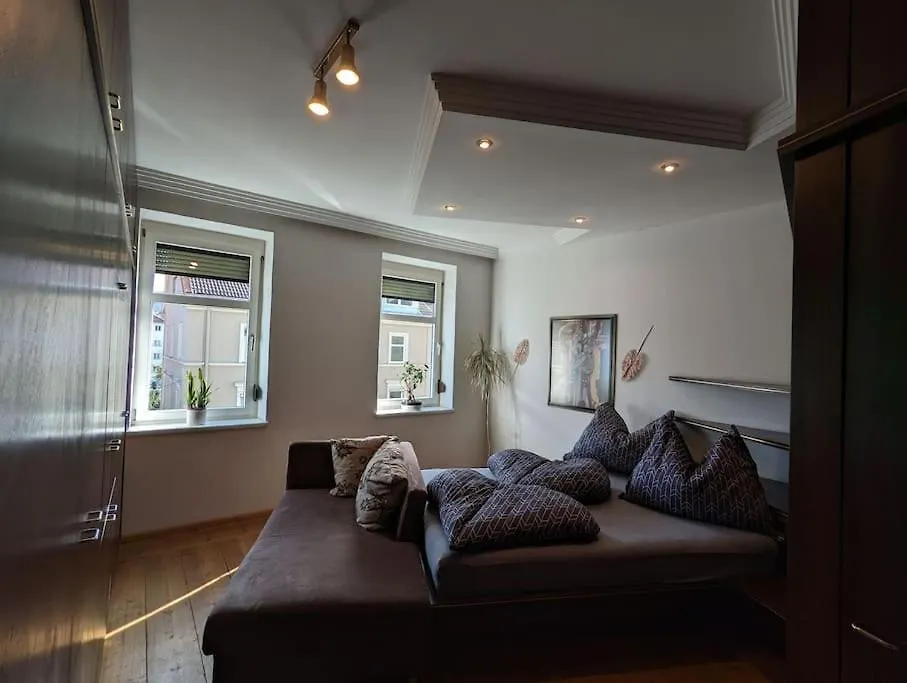 Cosy Room In Tyrolean Flat contacts